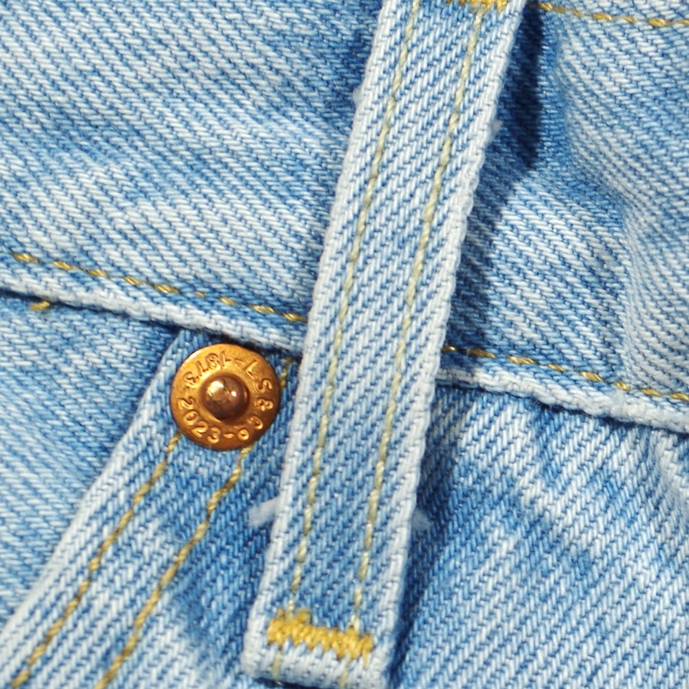 Levi's （リーバイス） 「150th Anniversary」 501 ORIGINAL Light indigo Destructed ダメージストレート