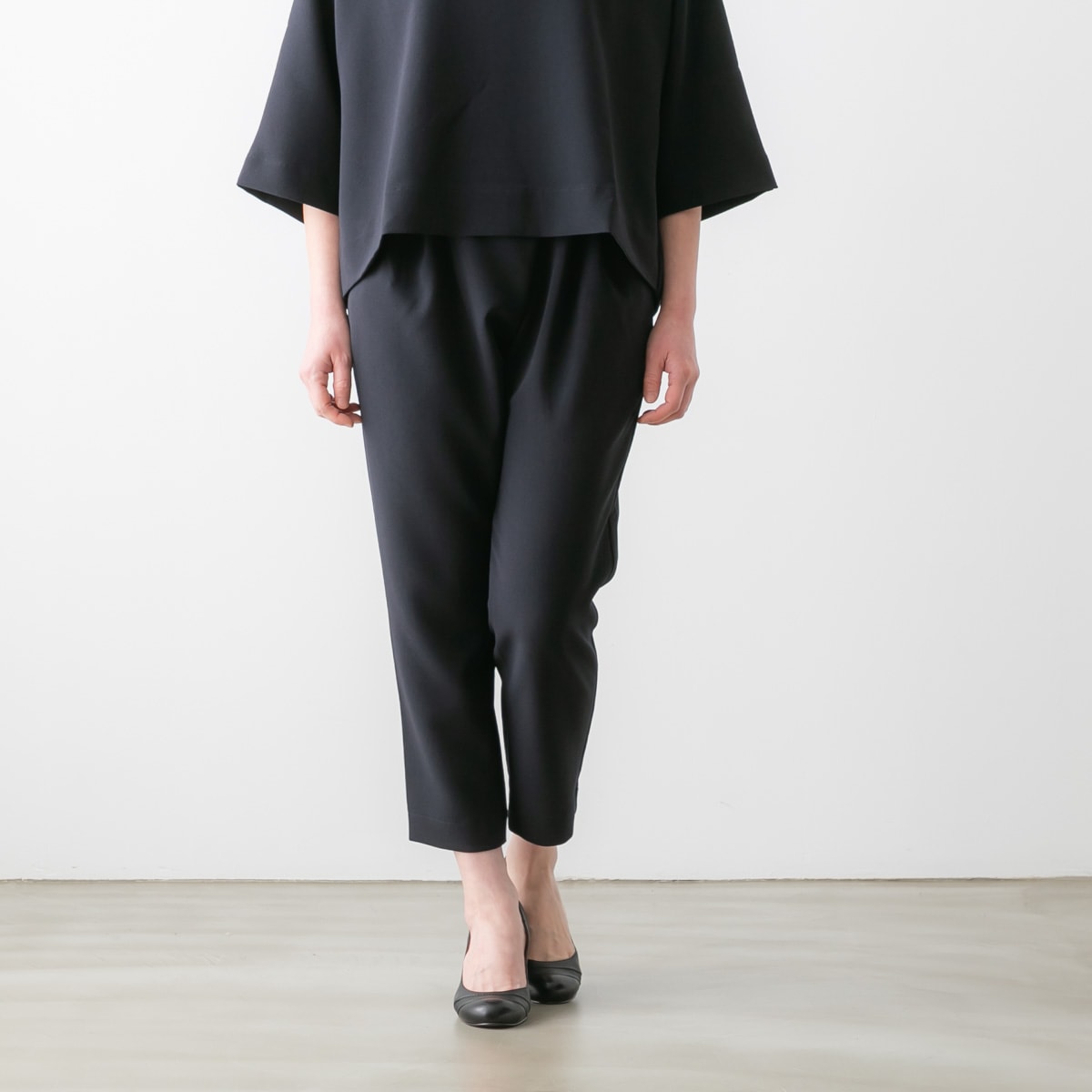 TRAVAIL MANUEL トラバイユ マニュアル ダブルクロス ツータック スラントパンツ TM5010