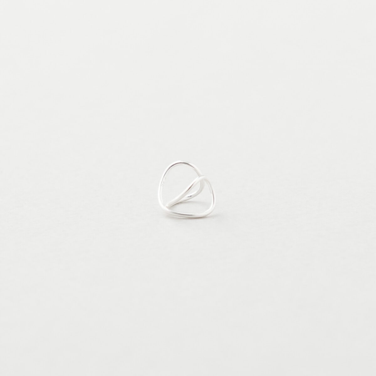 esperanto エスペラント EAR CUFF Thin line cross イヤーカフ シルバー EM-764P/SV