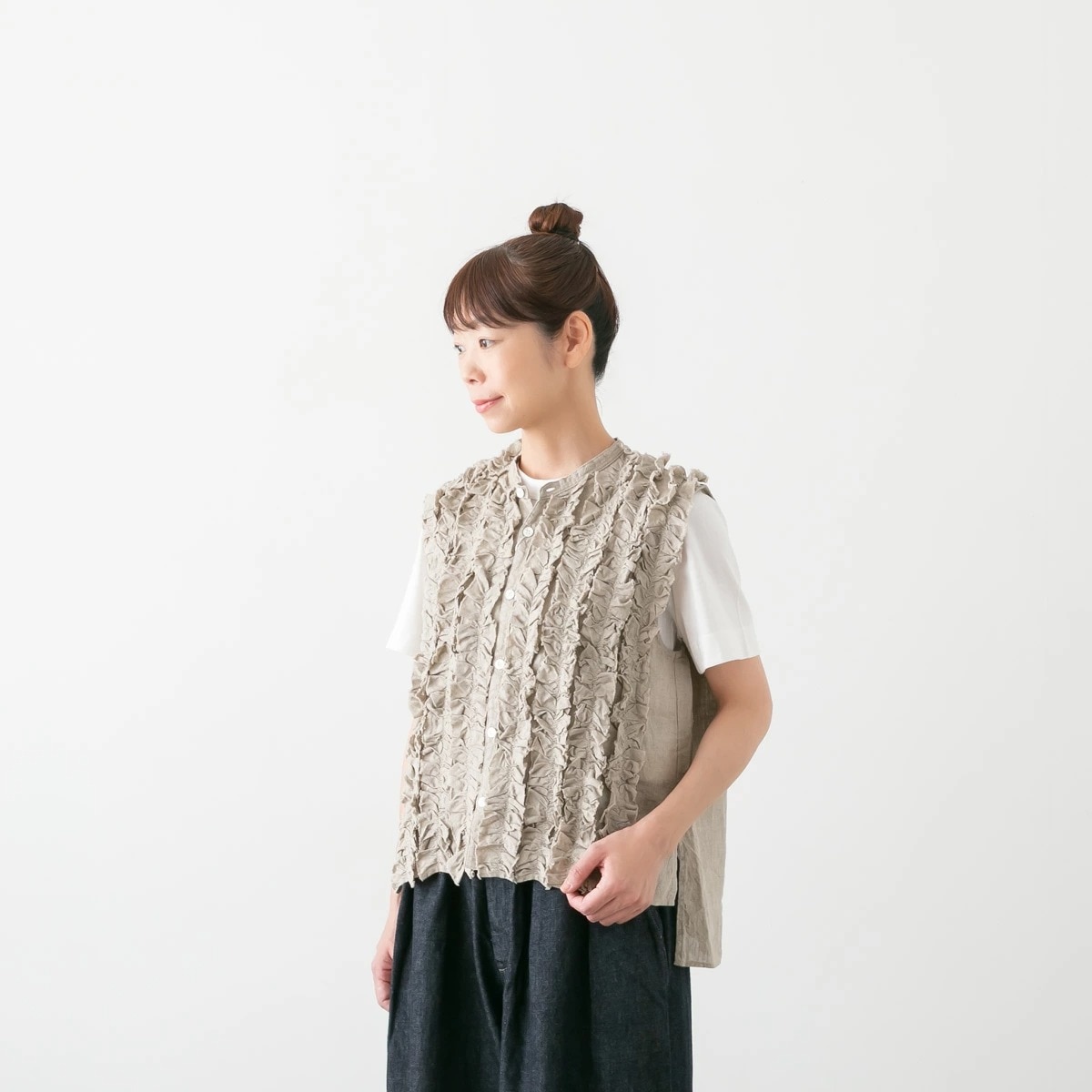 【新品タグ付き完売品】 ユニヴァーサルティシュ フレンチリネン ブラウス UNIVERSAL TISSU ユニヴァーサルティシュ フレンチリネン スリーブレス