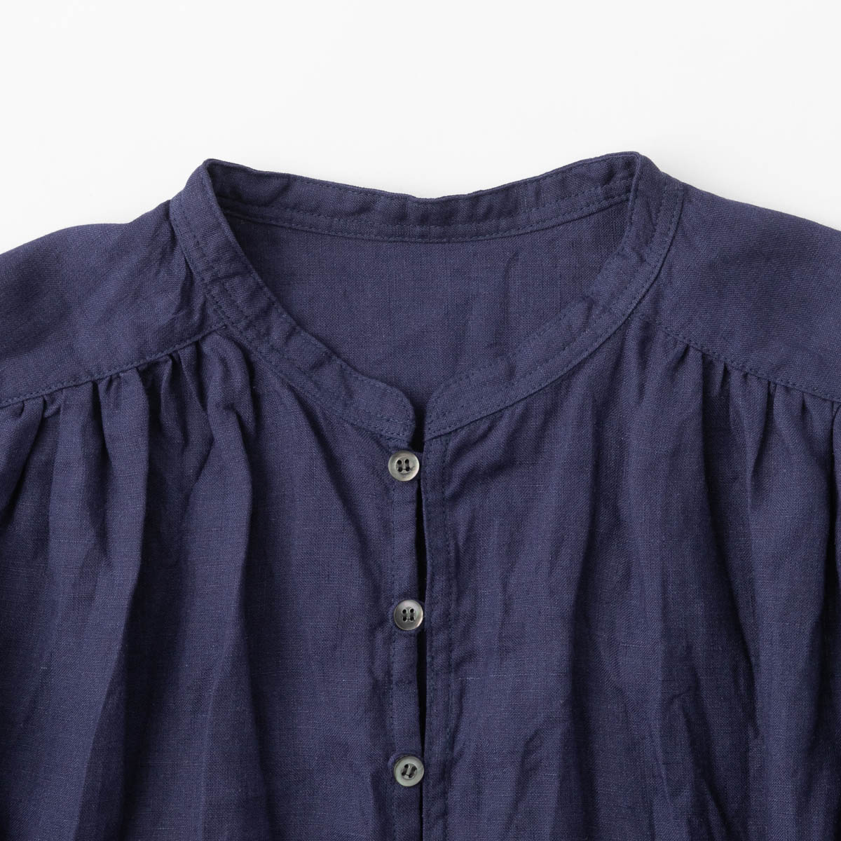 UNIVERSAL TISSU ユニヴァーサルティシュ フレンチリネン バンドカラー ブラウス 4色 UT241BL045