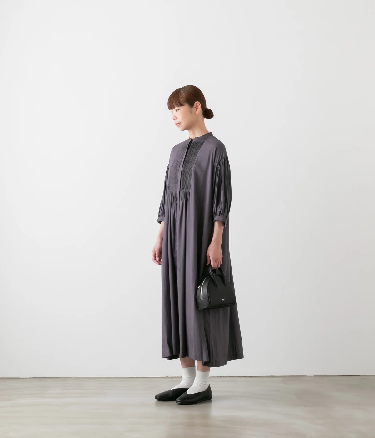 utilite ユティリテ ピンタック ワンピース 2色 UT502AW23