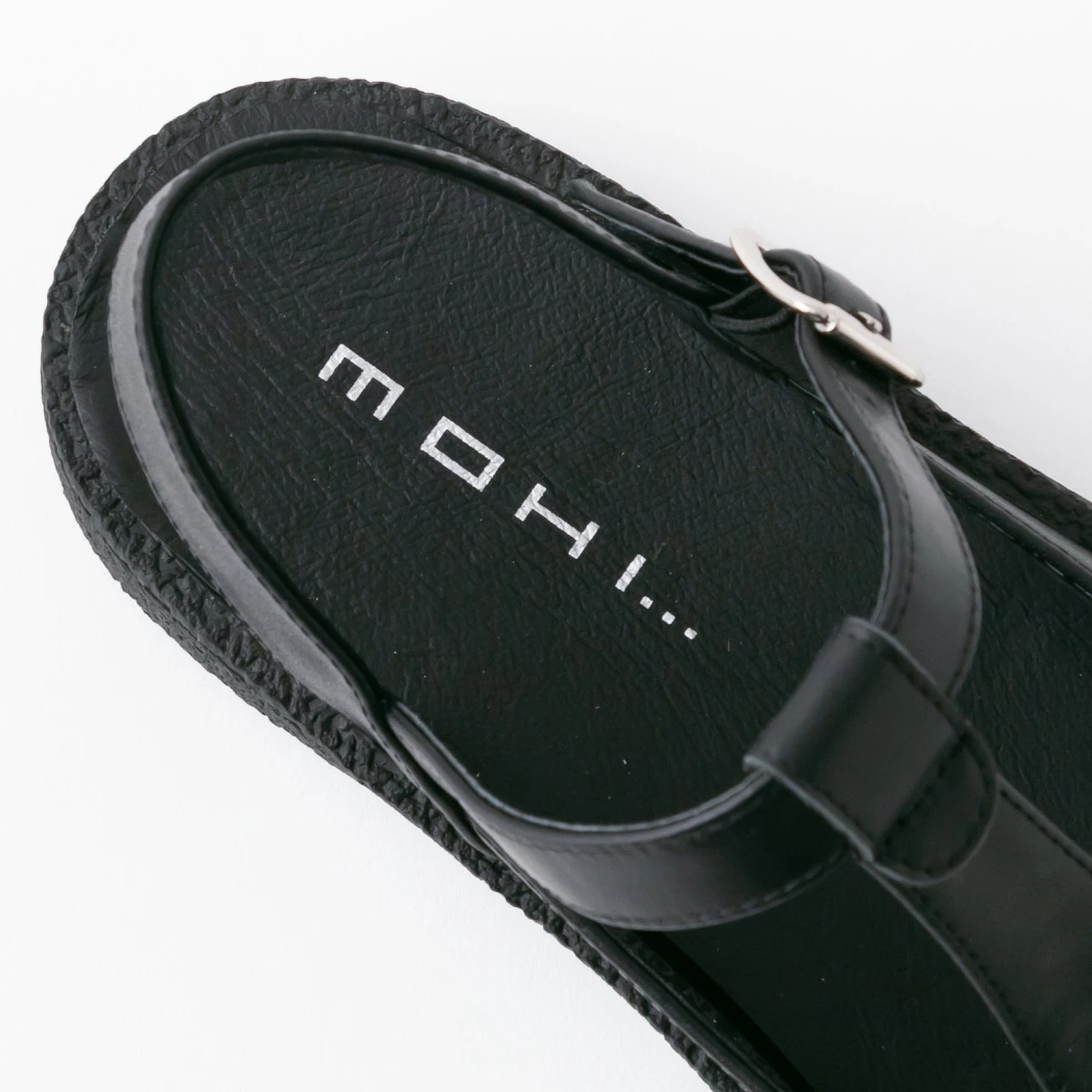 MOHI モヒ Tストラップ オープントゥ フラットサンダル 8029-1