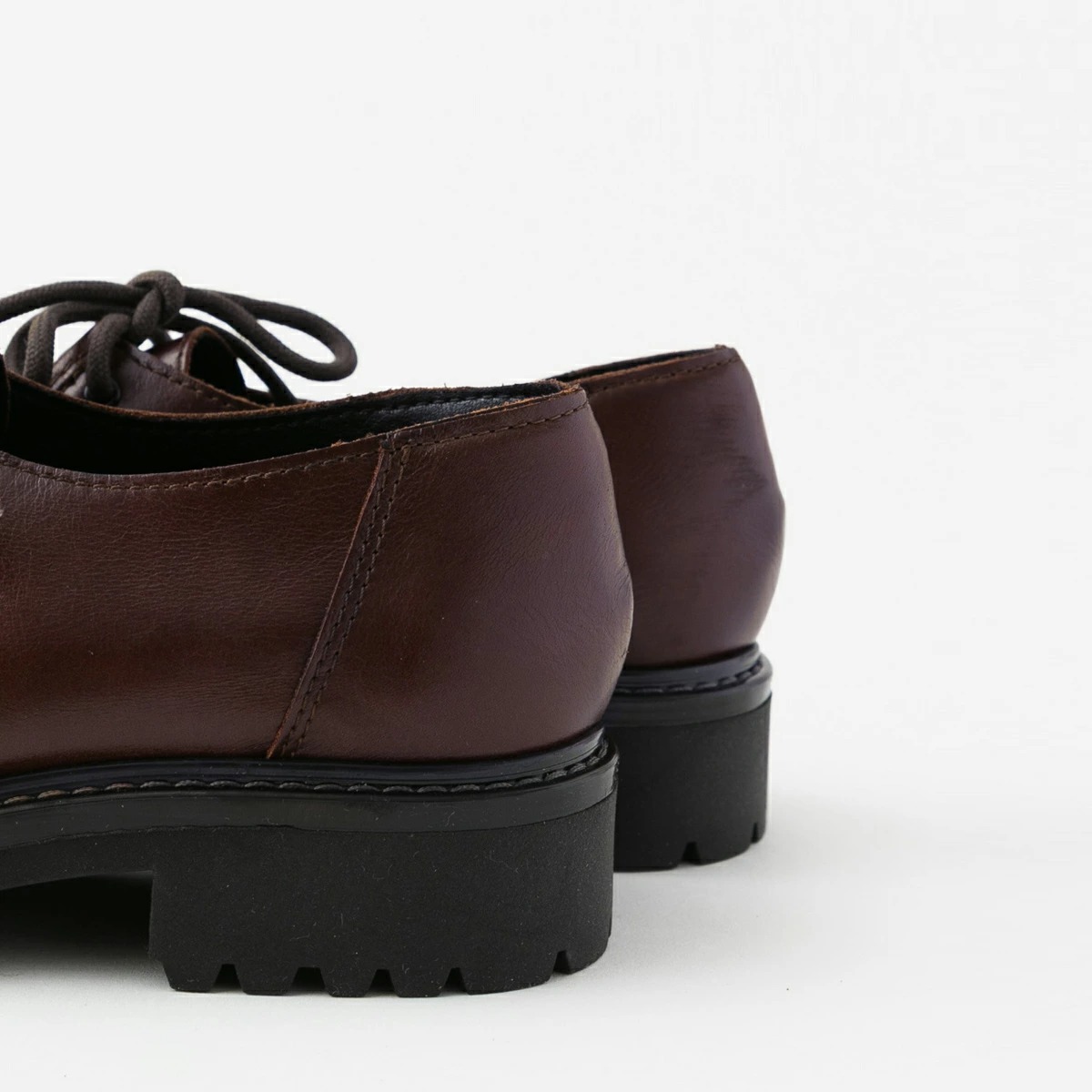 ENESS エネス チロリアンシューズ ST-5709 2色