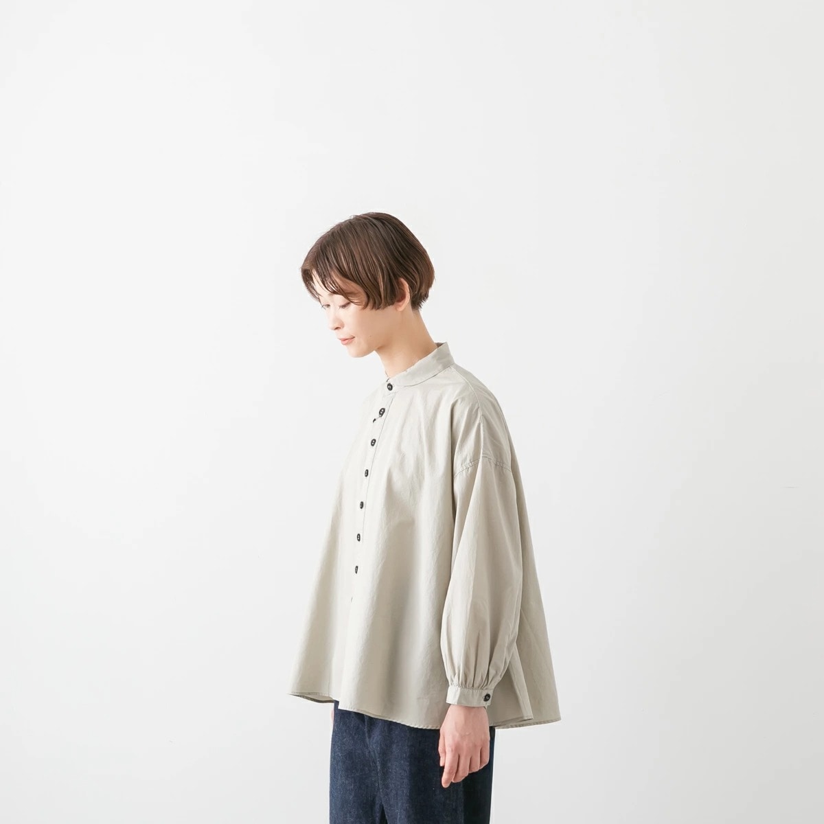 TUTIE 花柄リネン100% 五分袖チュニック (ツチエ)　タグ付き TUTIE 花柄リネン100% 五分袖チュニック (ツチエ) タグ付き TUTIE 花柄