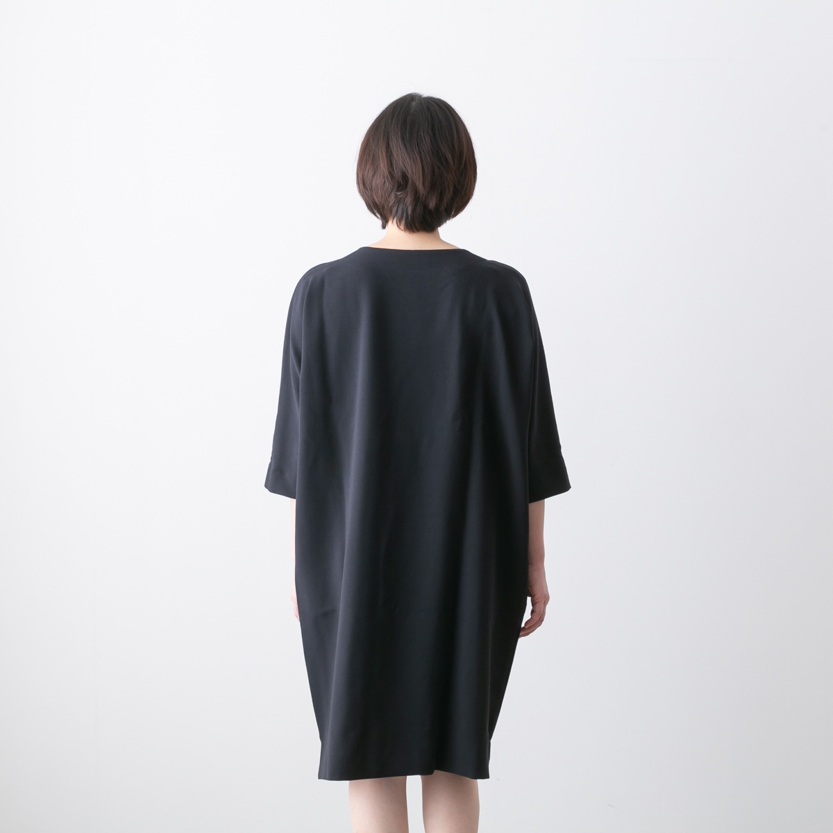 TRAVAIL MANUEL トラバイユ マニュアル ダブルクロス コクーン ワンピース TM3002