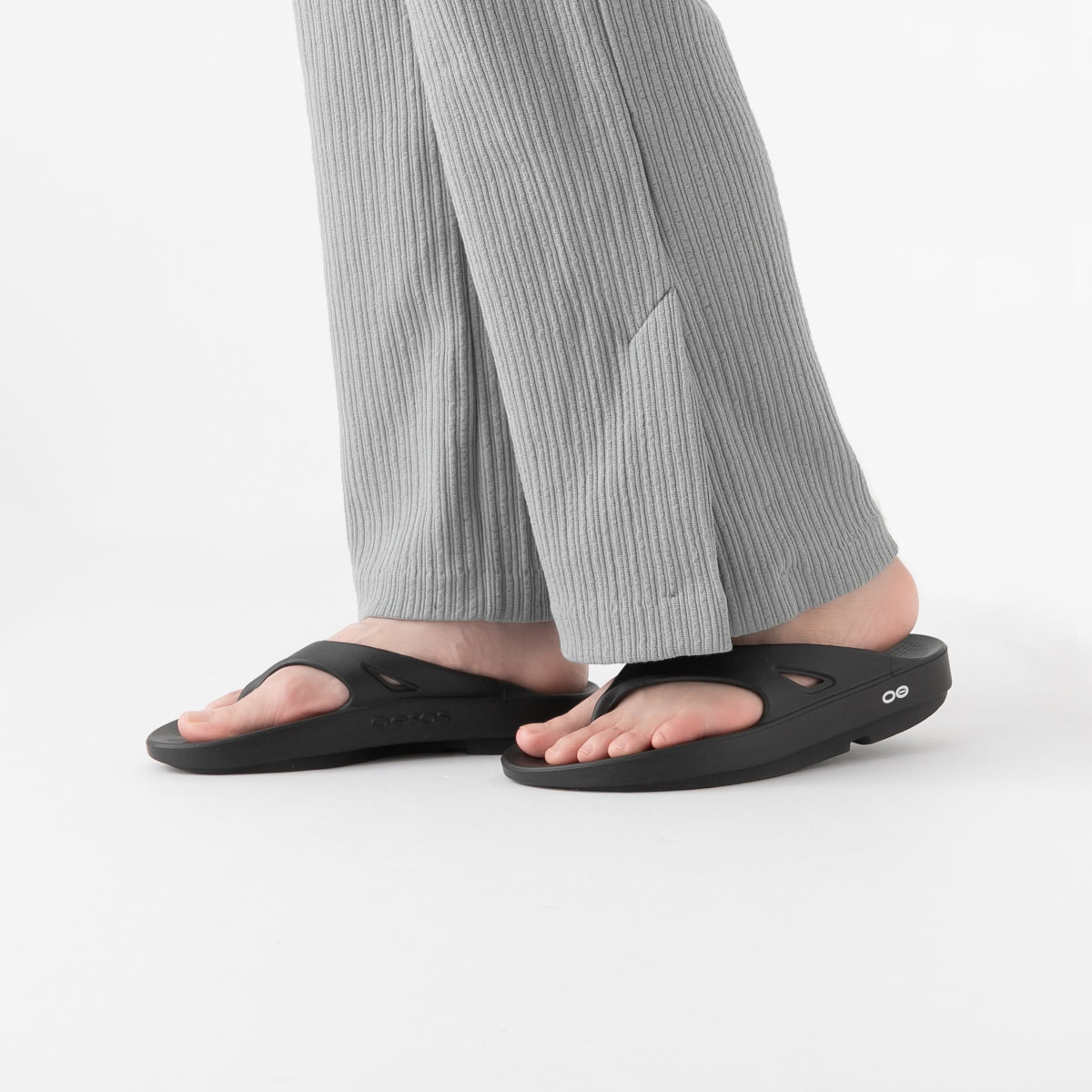 【正規品】OOFOS ウーフォス OOFOS OOriginal ウーオリジナル リカバリーサンダル 5色