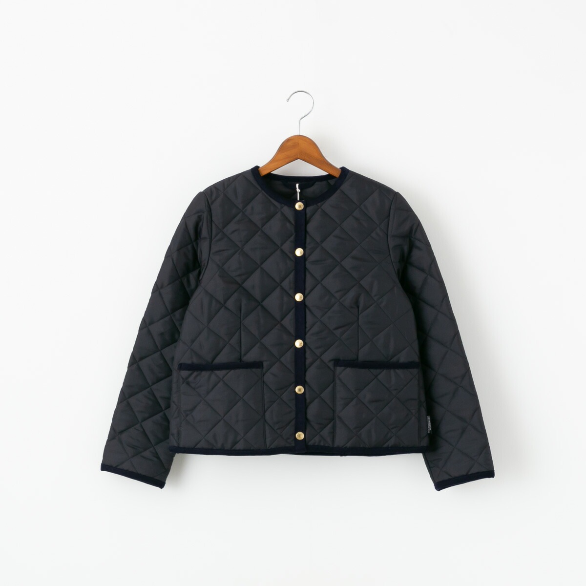 Traditional Weatherwear トラディショナルウェザーウェア ノーカラー キルティング ジャケット アークリー ARKLEY 2色  L252APQC00481AA