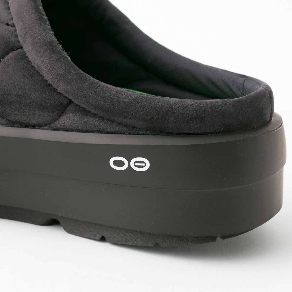 OOFOS ウーフォス Women's OOcoozie Platform Posh リカバリー バックレスミュール