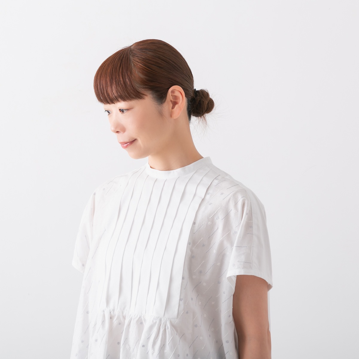 STAMP and DIARY スタンプ アンド ダイアリー <br />コットン 刺繍 フロントタック ブラウス 3色 SDC410SS48