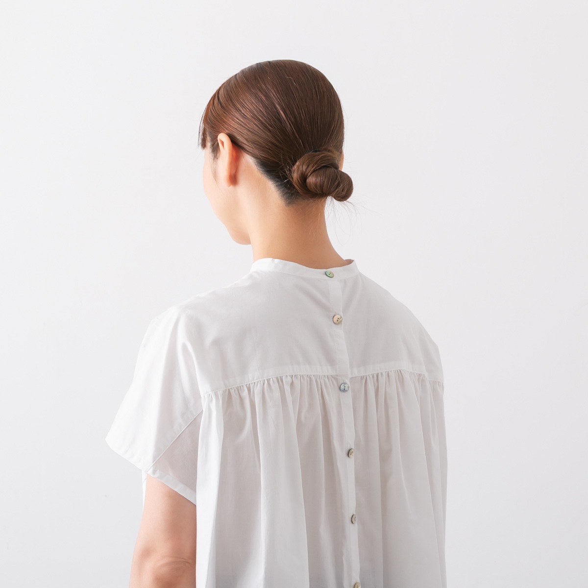 STAMP and DIARY スタンプ アンド ダイアリー <br />コットン 刺繍 フロントタック ブラウス 3色 SDC410SS48