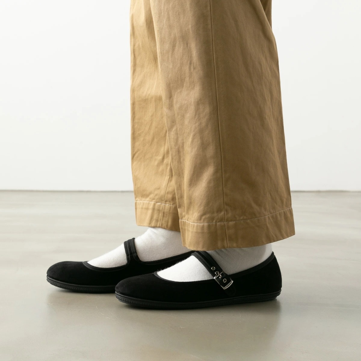 Victoria ビクトリア ベロア ストラップ フラットシューズ VC002 3色