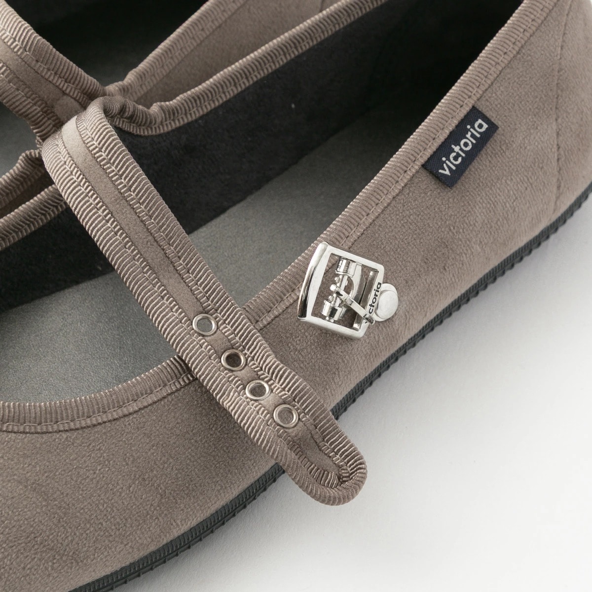 Victoria ビクトリア ベロア ストラップ フラットシューズ VC002 3色