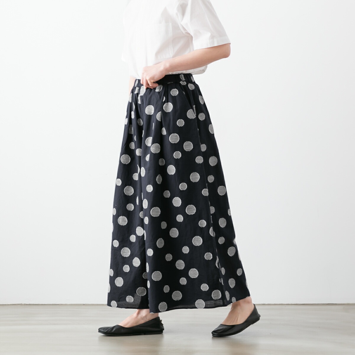 UNIVERSAL SEVEN ユニヴァーサル セヴン コットンリネン ドット ジャガード パンツ 2色 US242PT023