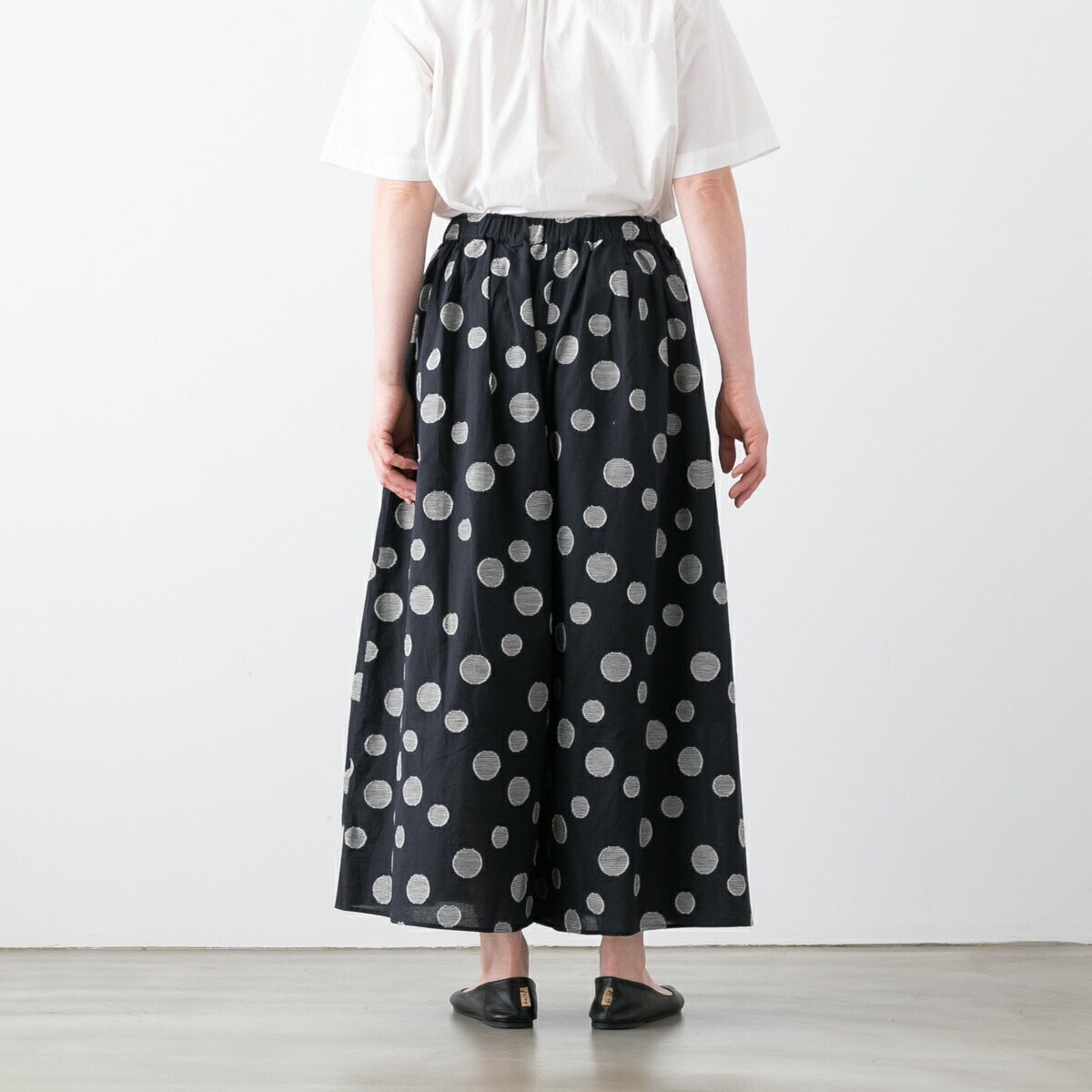 UNIVERSAL SEVEN ユニヴァーサル セヴン コットンリネン ドット ジャガード パンツ 2色 US242PT023