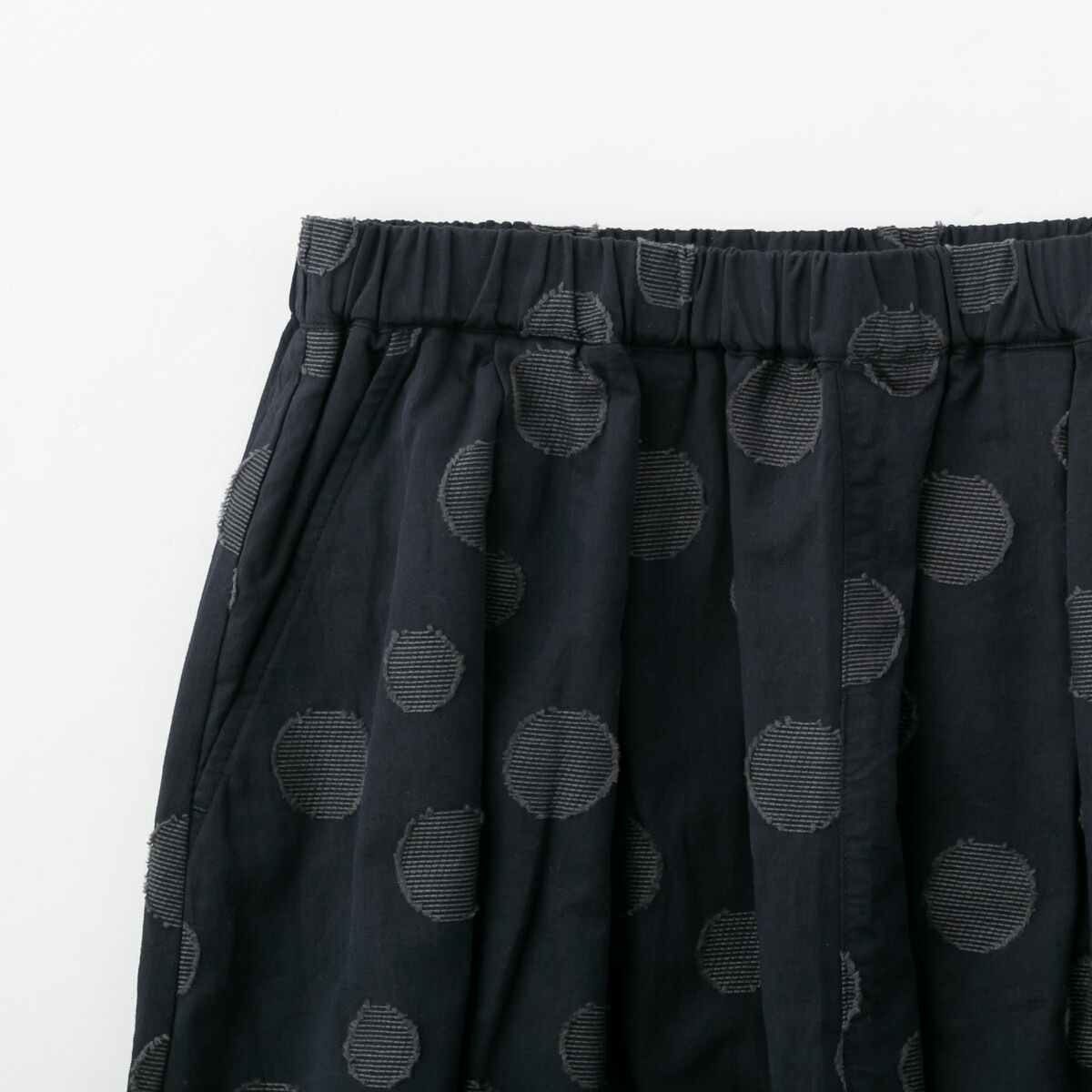 UNIVERSAL SEVEN ユニヴァーサル セヴン コットンリネン ドット ジャガード パンツ 2色 US242PT023