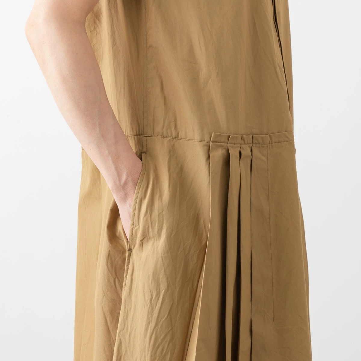 UNIVERSAL TISSU ユニヴァーサルティシュ ブロード ホスピタル ワンピース 4色 UT202OP040