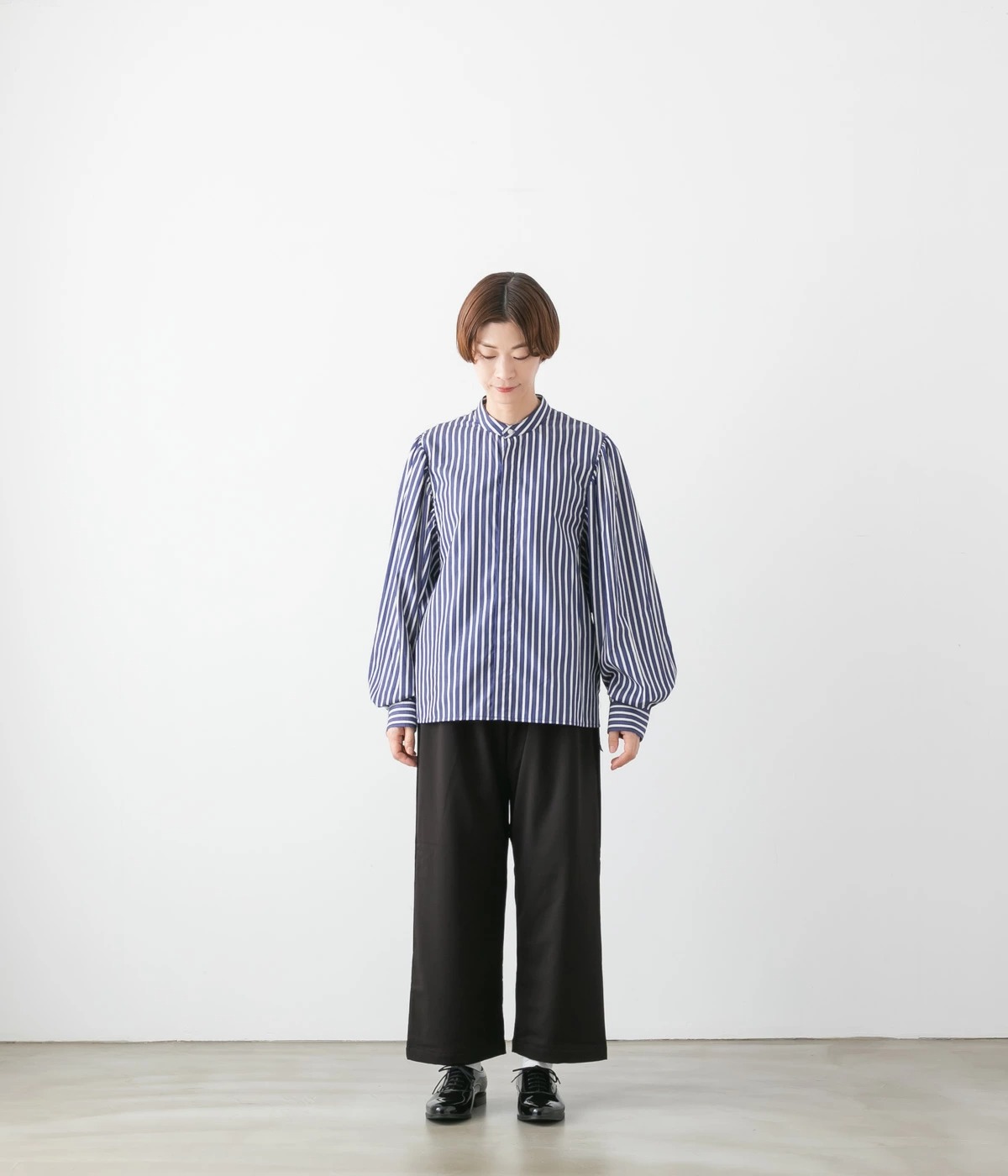 MANON マノン GATHER SLEEVE BAND COLLAR SHIRT ギャザー スリーブ バンドカラー シャツ 4色 MNN-SH-302