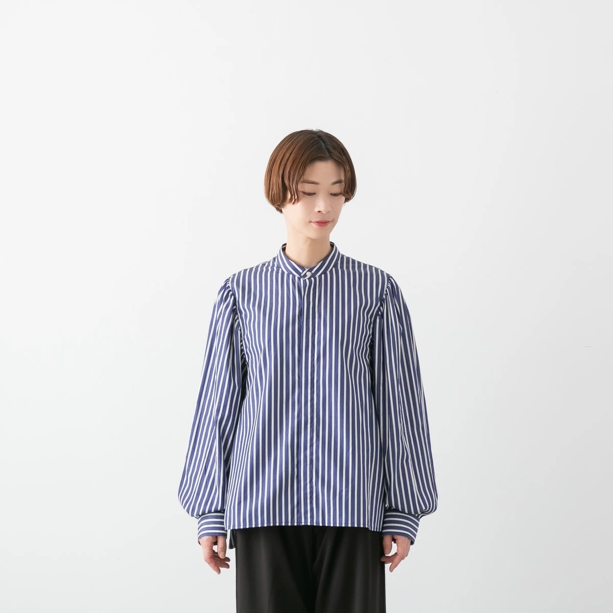 MANON マノン GATHER SLEEVE BAND COLLAR SHIRT ギャザー スリーブ バンドカラー シャツ 4色 MNN-SH-302