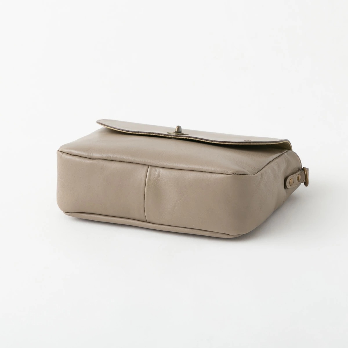 CLEDRAN クレドラン SAINTE FLAP SHOULDER サンテ フラップショルダーバッグ 3色 CL3873