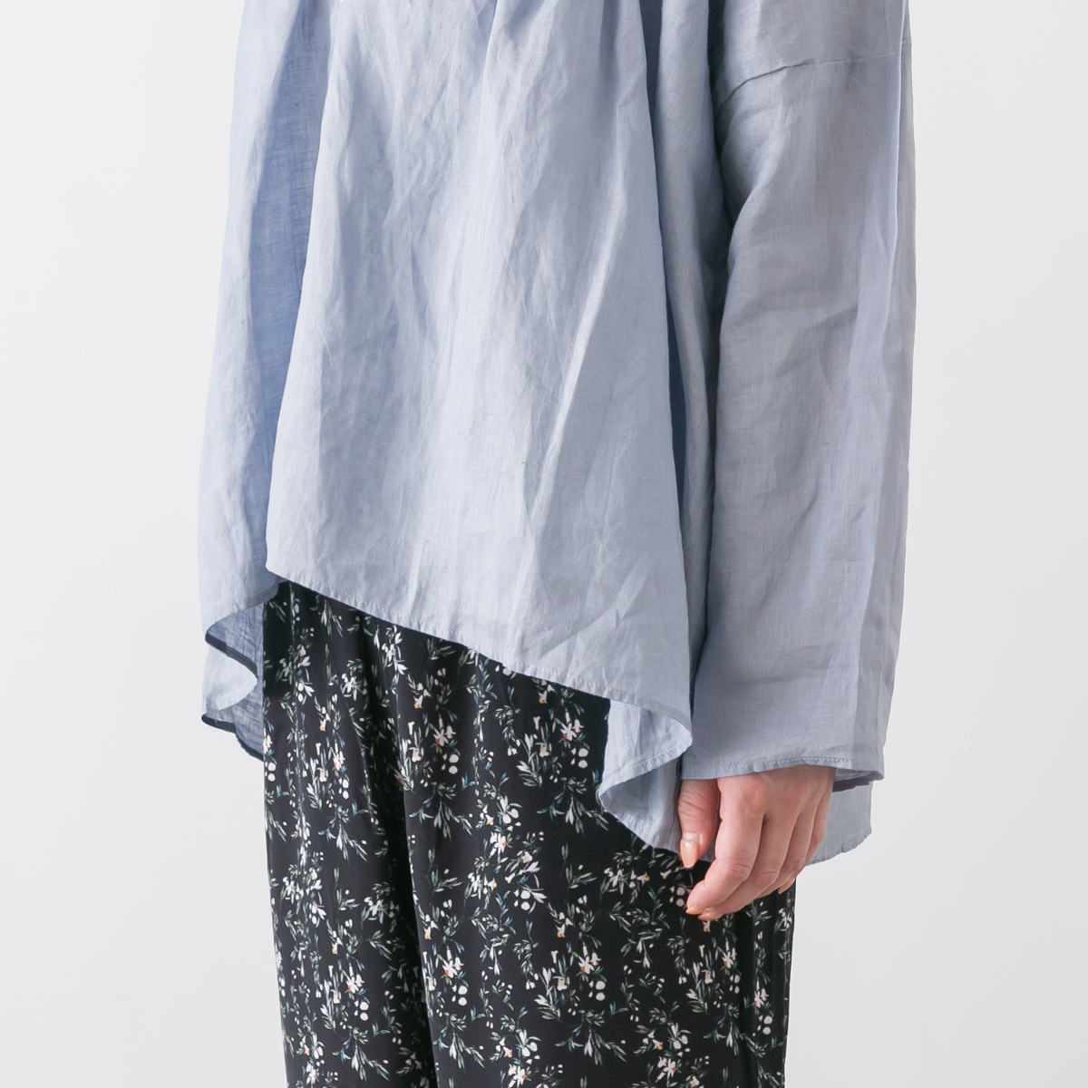 TRAVAIL MANUEL トラバイユ マニュアル ウォッシュリネン L/Sギャザーブラウス 3色 3012-52