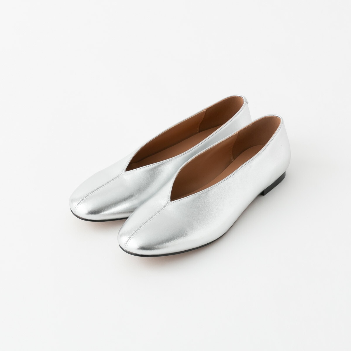 REMME レメ Vカット レザー ローヒールパンプス 2色 ZH-6410-SH