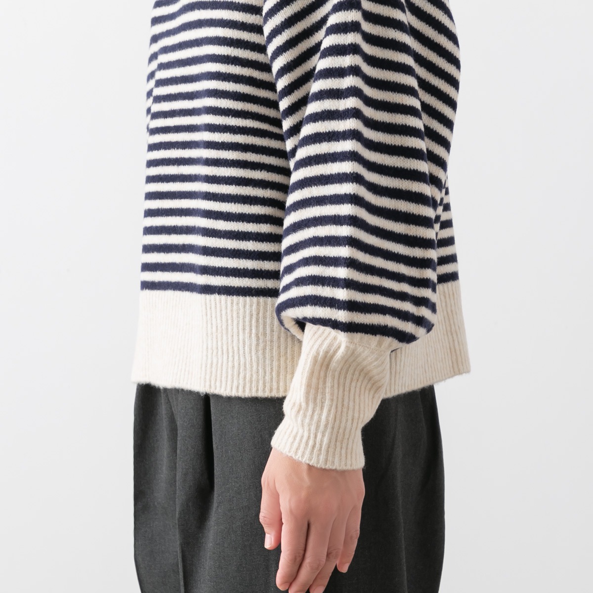 maomade マオメイド マシュマロ ヤーン 細しましま ボリュームスリーブ プルオーバー 441142