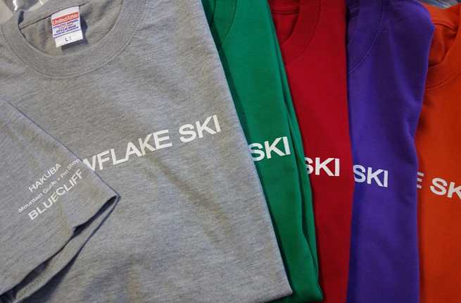 スノーフレークスキーブルークリフオリジナルTシャツネコポス対応