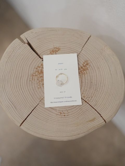 ＜Treasured Friends＞HerkimerHoopPierce M