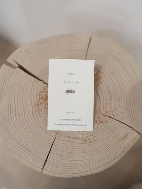 ＜Treasured Friends＞Silver Love and peace post Pierce