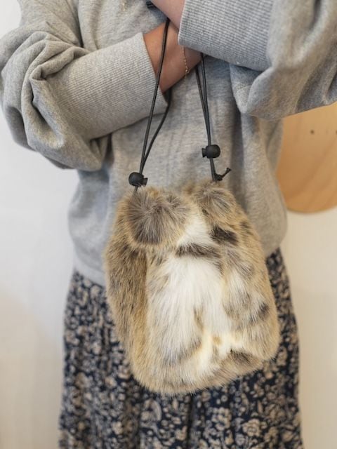 ＜helen moore＞drawstring vegan fur porch
