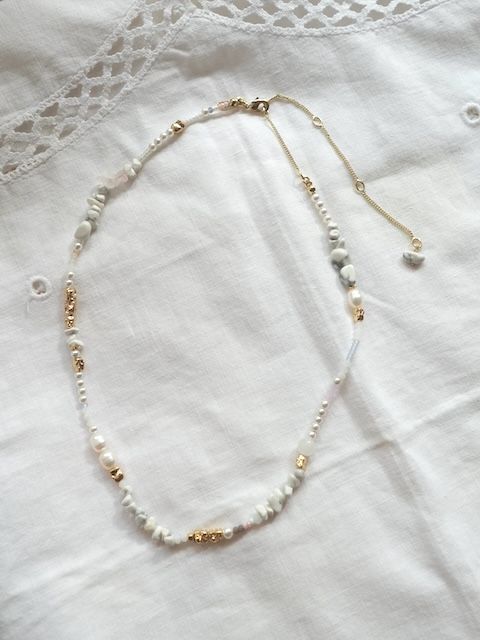 ＜select＞freshwater pearl & howlite  necklace