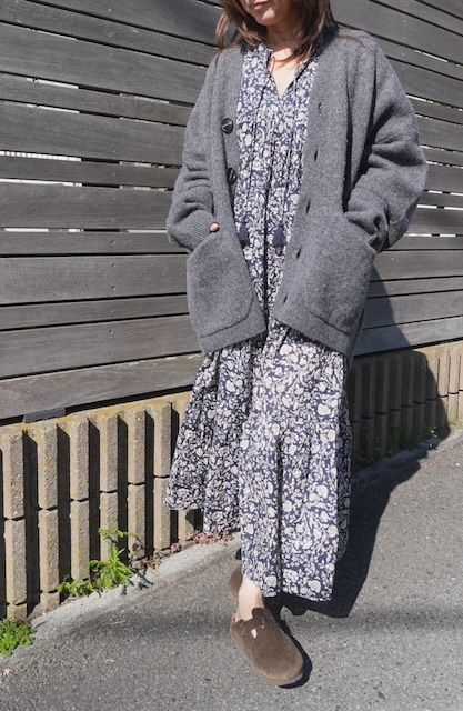 ＜select＞navy flower dress