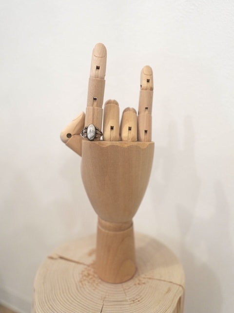 ＜Indian Jewelry＞HowliteRing