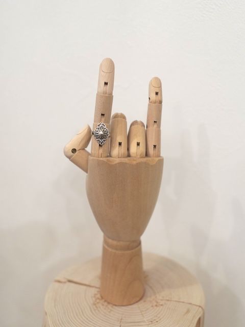 ＜Indian Jewelry＞OvalConchoSilverRing