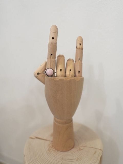 ＜Indian Jewelry＞pink conch shell round ring