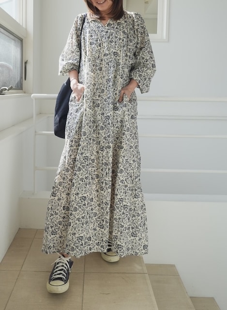 ＜select＞flower print dress