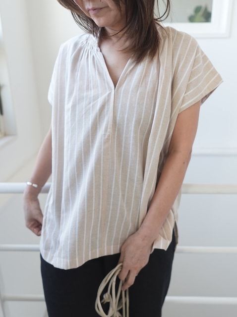 ＜select＞linen mix french sleeve blouse