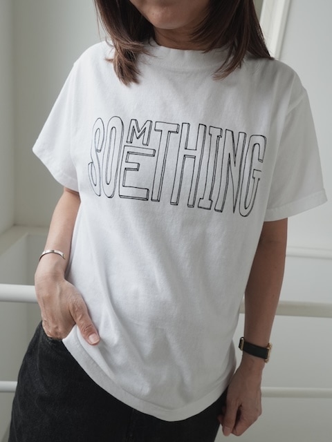 ＜select＞something tee