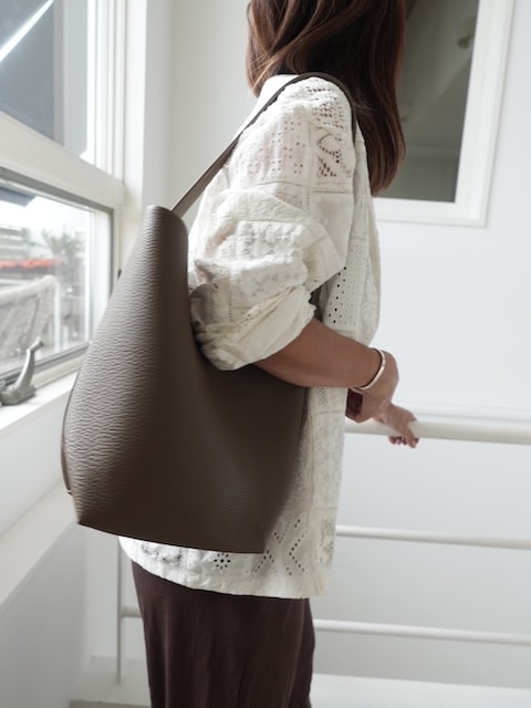 ＜select＞Real Leather Bucket Bag