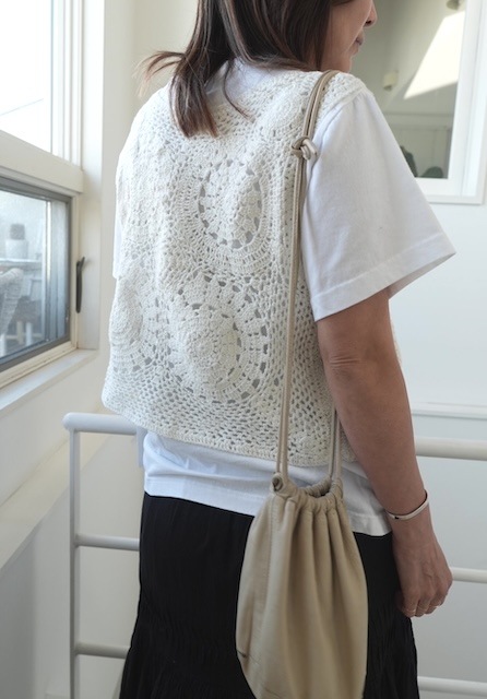 <select>crochet vest