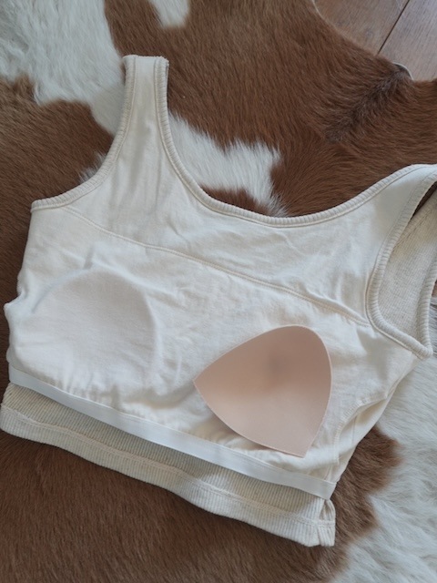 ＜select＞cup in cropped tank