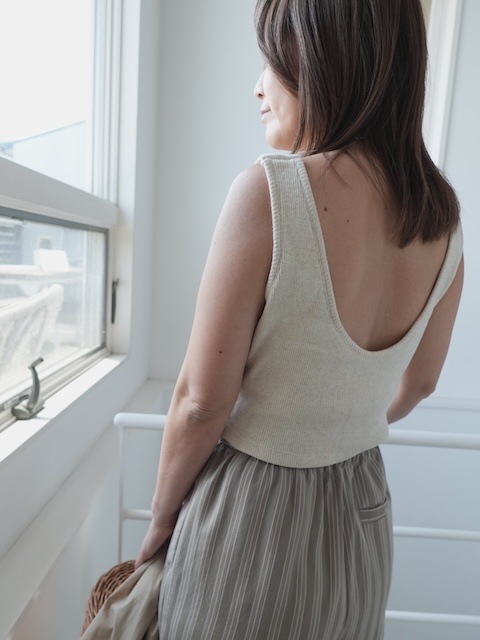 ＜select＞cup in cropped tank
