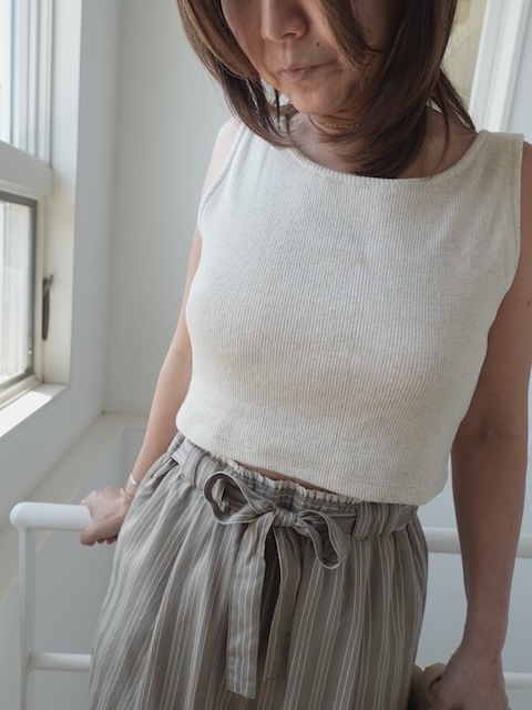 ＜select＞cup in cropped tank