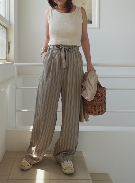 ＜select＞cup in cropped tank