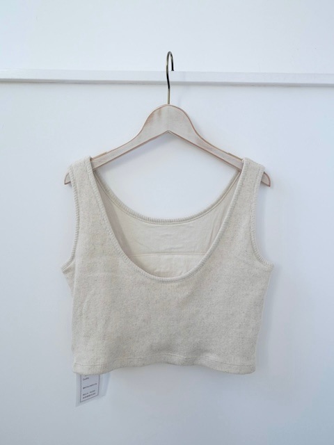 ＜select＞cup in cropped tank