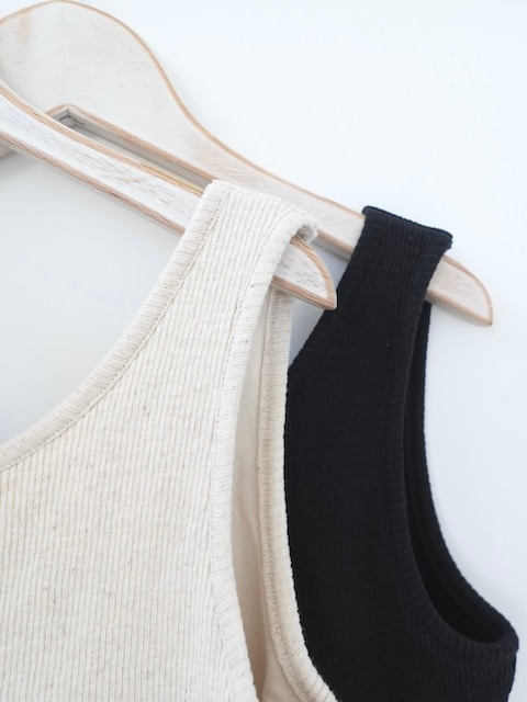 ＜select＞cup in cropped tank