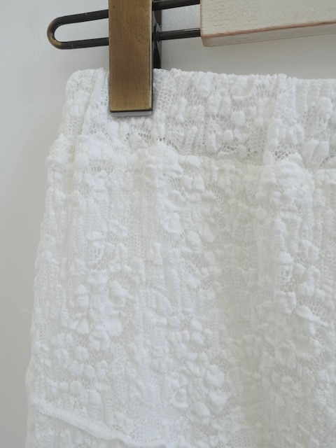 <select>mermaid lace skirt
