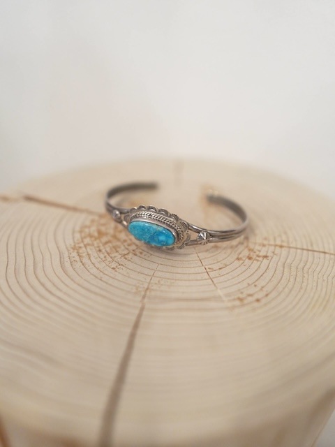 ＜Indian Jewelry＞turquoise flower silver frame bangle