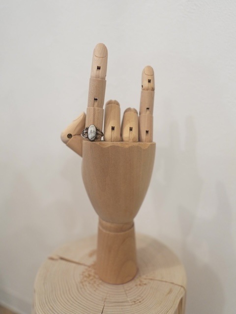 ＜Indian Jewelry＞HowliteRing